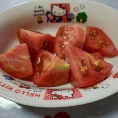 夏場は、トマトが美味しいですね(*^^*)さっぱり味で美味しかったです♪♪